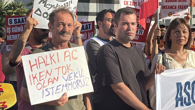 Asgari Ücret İnisiyatifi'nden Şişli'de eylem: 