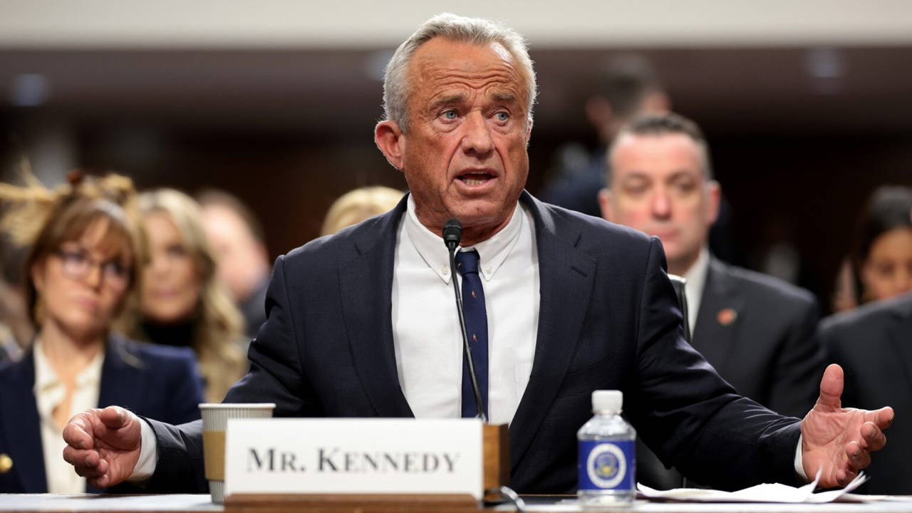 ABD Sağlık Bakanı Kennedy'den şok itiraf: “Klozetten kokain çekerdim!”