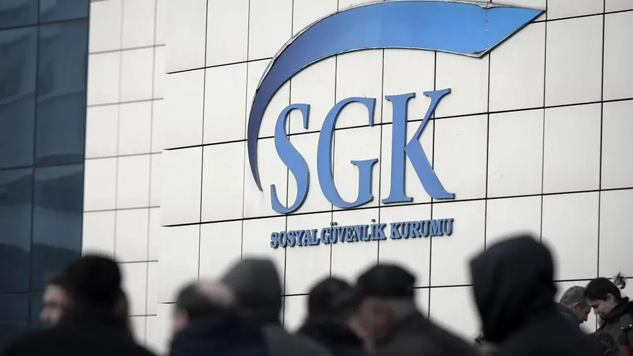 Yapılandırma yolda... Uzmanı tarih verdi: SGK-vergi borcu olanlar dikkat! 