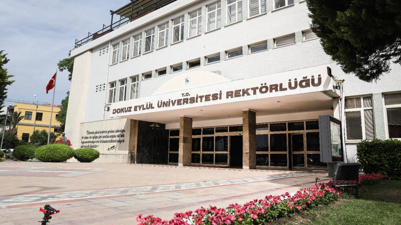 İzmir’de üniversite öğrencileri serbest bırakıldı