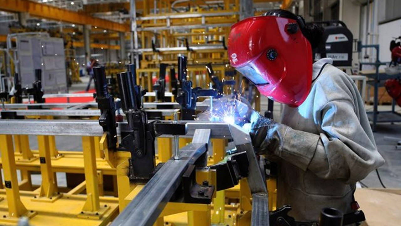 İşte Türkiye'nin devleri: En büyük 10 sanayi kuruluşu açıklandı!