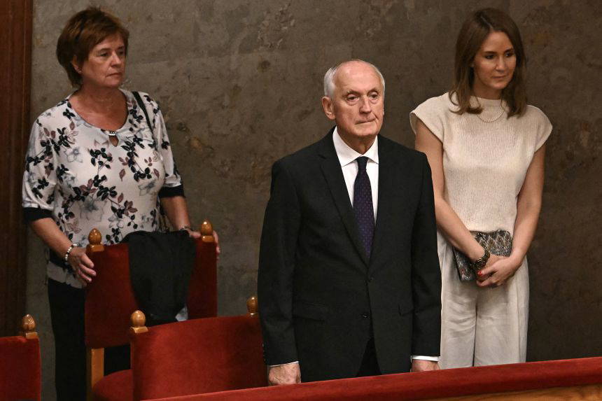 Macaristan’da yeni dönem: Andras Baka cumhurbaşkanı seçildi