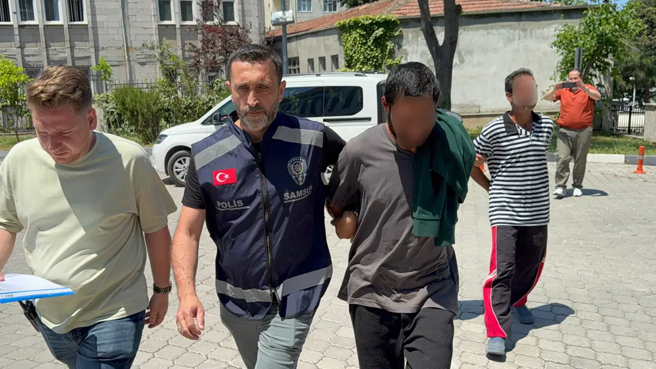 Belediyenin 32 mazgalını çalıp hurdacıya sattılar: 2 gözaltı