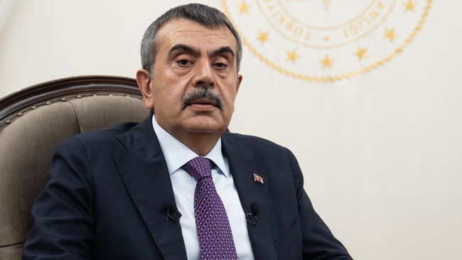 'Osmanlı ile Cumhuriyet'i barıştırmamız lazım'