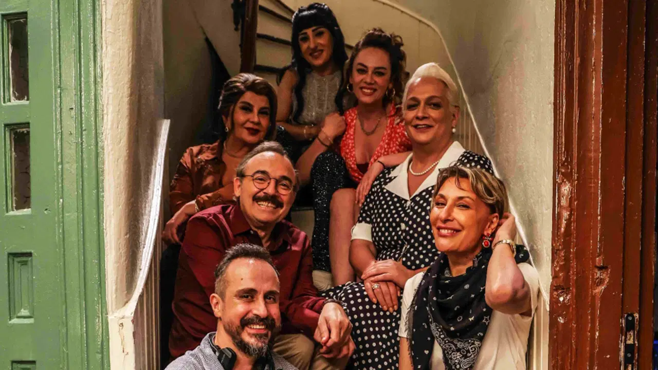 '2 Aile Arasında' filminin çekimleri tamamlandı: Vizyon tarihi belli oldu