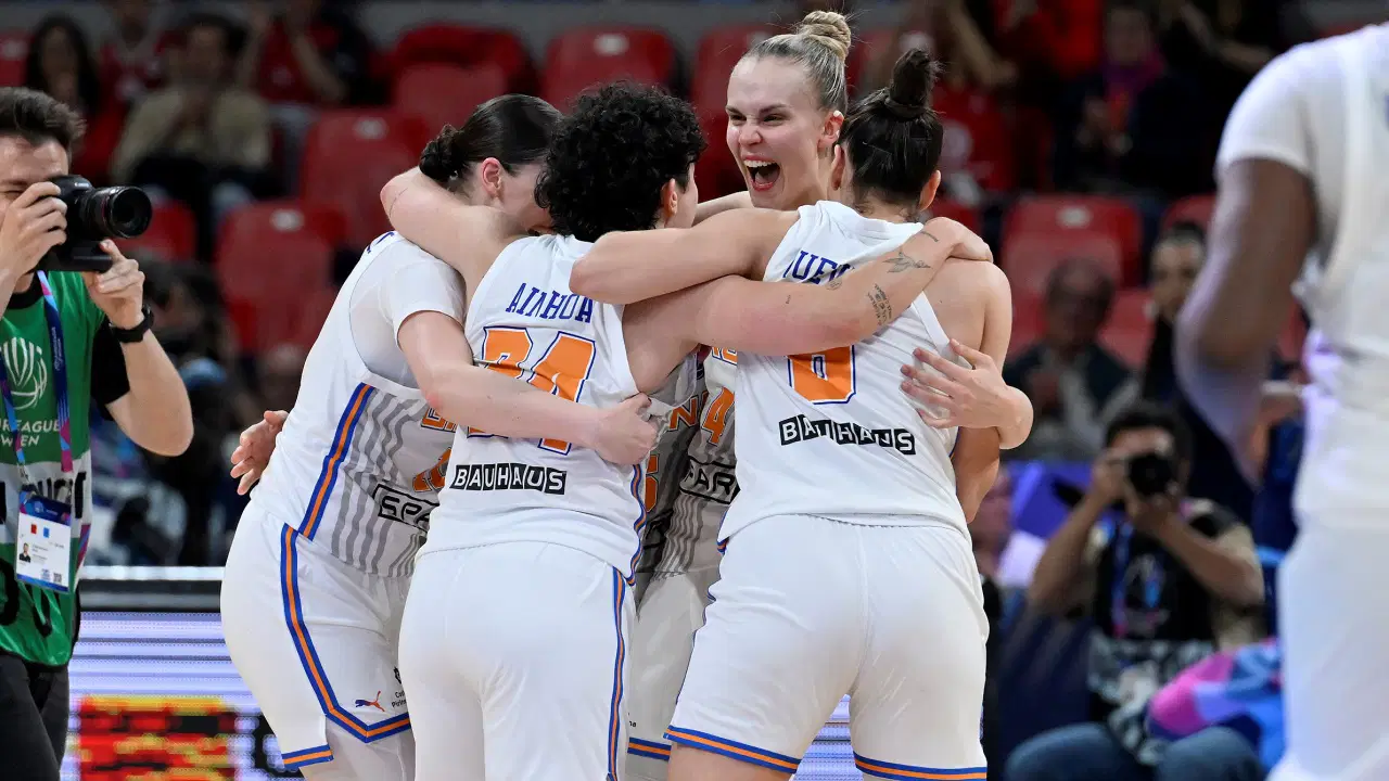 Fenerbahçe Opet'in EuroLeague yarı finalindeki rakibi belli oldu!