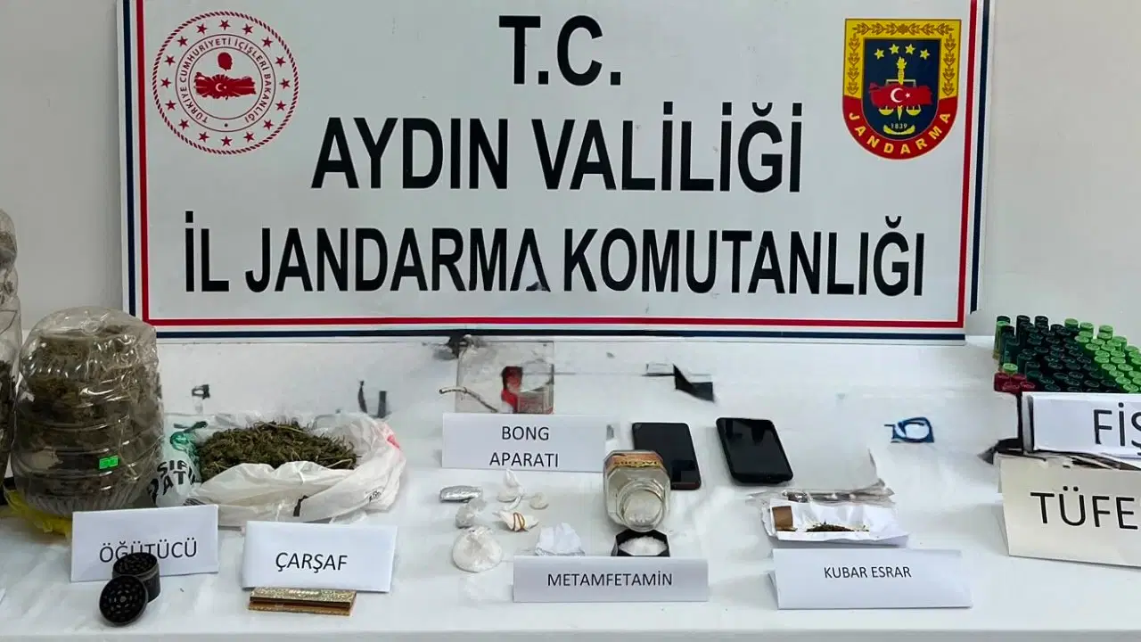 Kuşadası'nda 11 adrese eş zamanlı baskın: 12 gözaltı