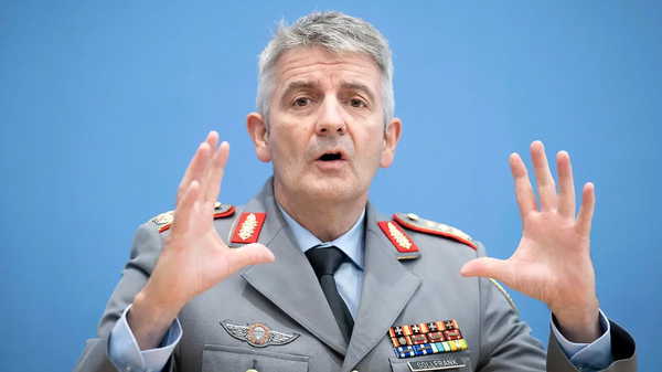 Alman komutandan Türkiye’ye övgü: NATO'ya çok önemli katkı sunuyor