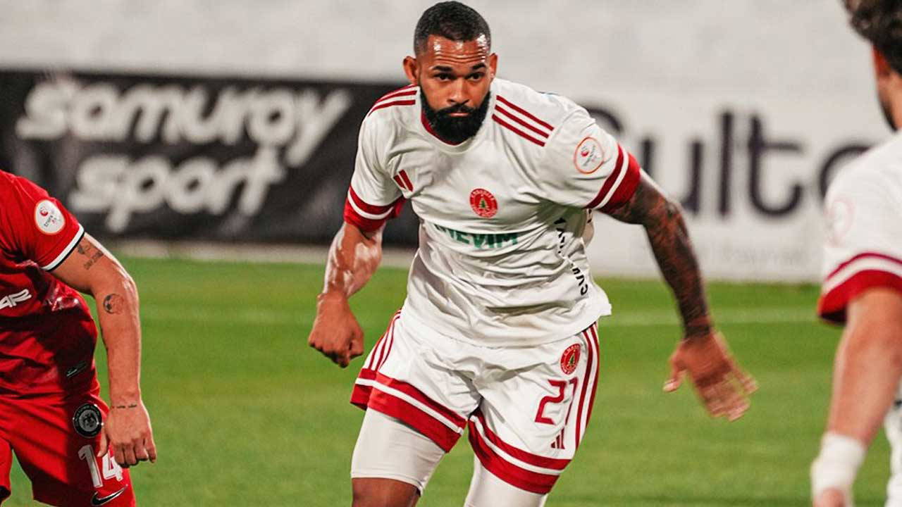 Ümraniyespor ile Çorum FK puanları paylaştı!