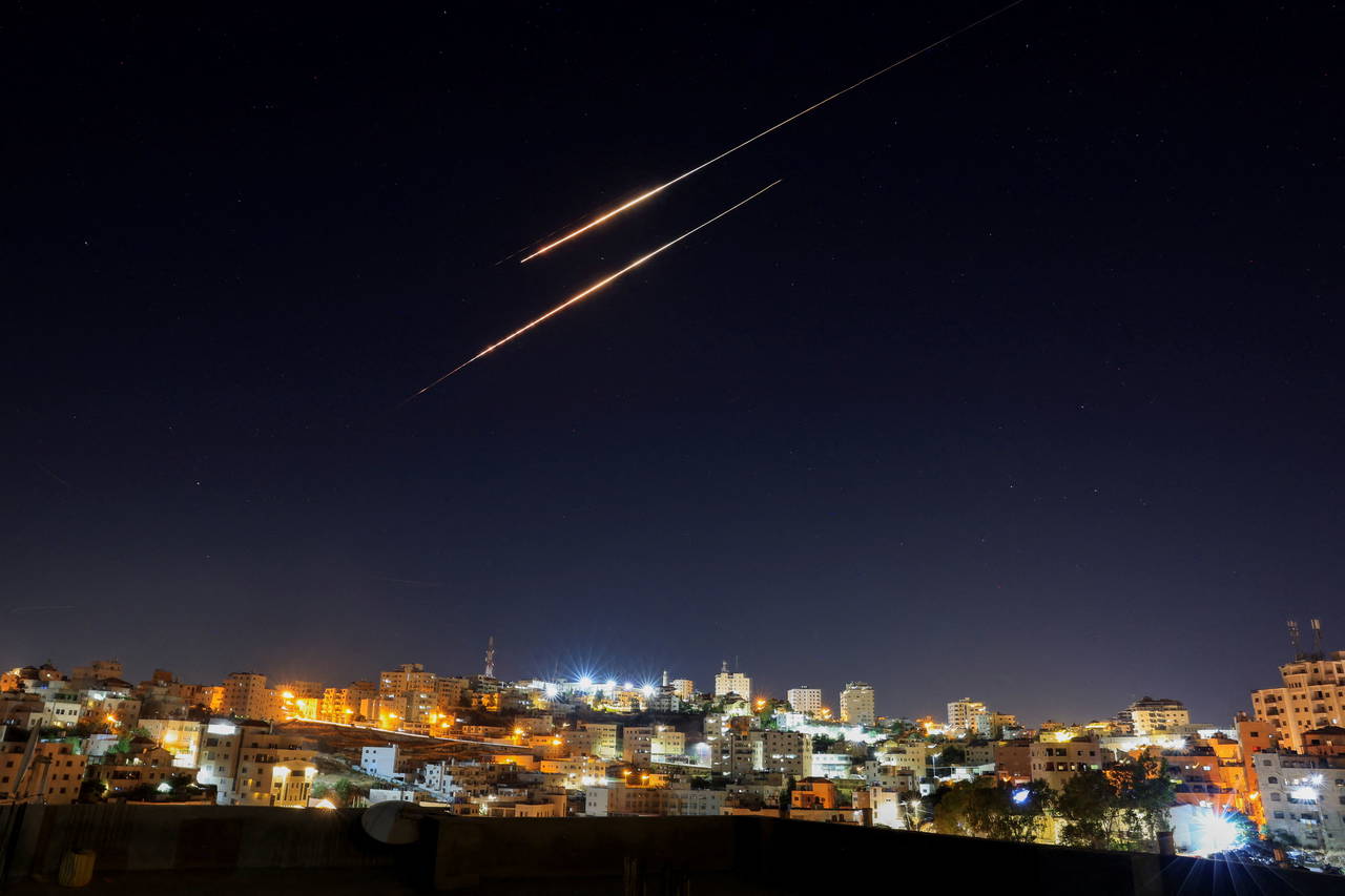 İran’dan yeni saldırı dalgası: İsrail’de sirenler çaldı