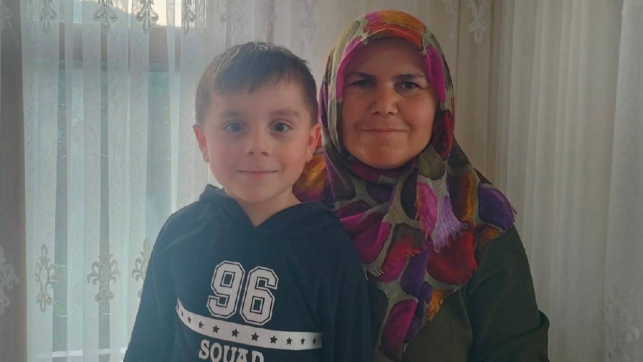 Evlerinden çıkıp bir daha dönmediler... Anne ile oğlu her yerde aranıyor!