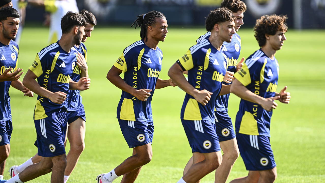 Fenerbahçe continues new season preparations