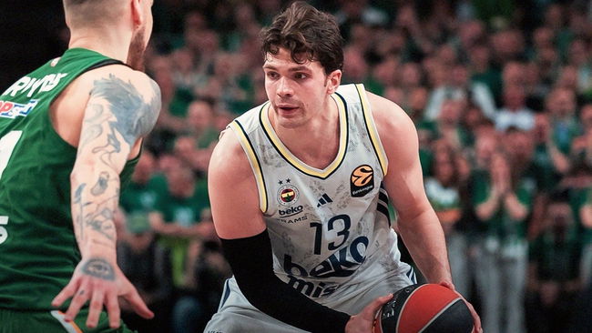 Fenerbahçe Beko, Atina'da ünvanını korumak için parkeye çıkıyor!