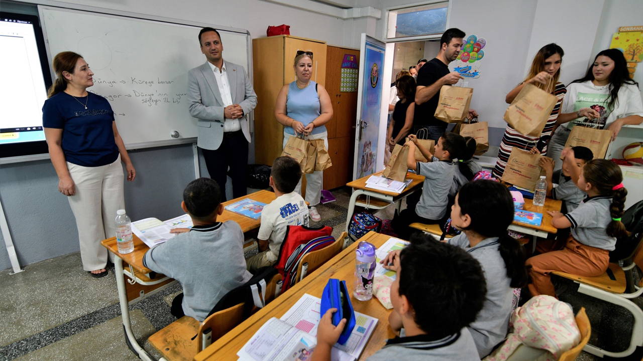 Bornova Belediyesi’nden öğrencilere beslenme desteği