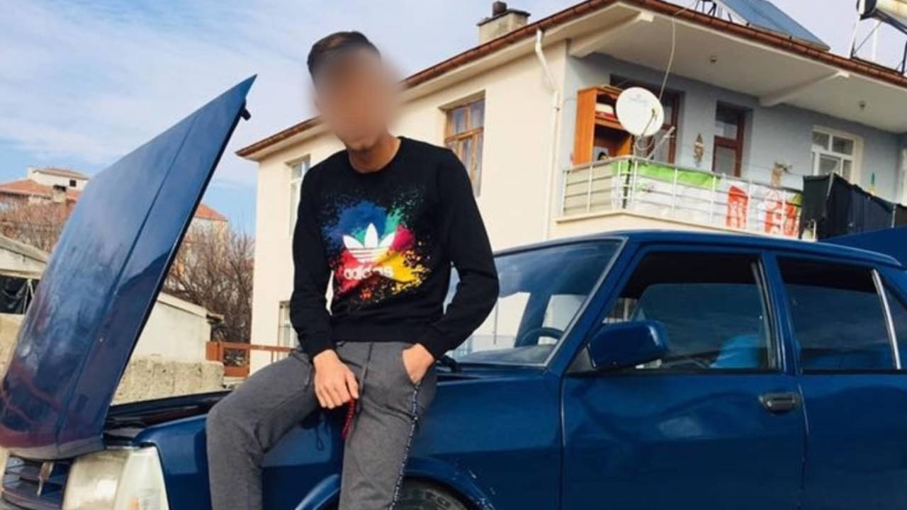 Cebinde taşıdığı bıçak canından etti!