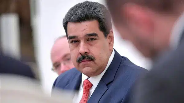 İsviçre Maduro'nun ülkedeki tüm varlıklarını dondurma kararı aldı
