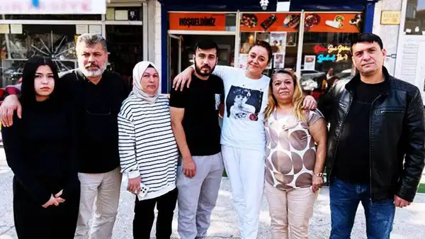 Mattia Ahmet Minguzzi'nin annesinden Hakan Çakır'ın ailesine 'dayanışma' ziyareti: 'Adaletin peşinde koşuyoruz'
