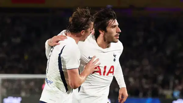 Chelsea'yi son dakika golüyle devirdi: Avustralya'daki Londra derbisini Tottenham kazandı