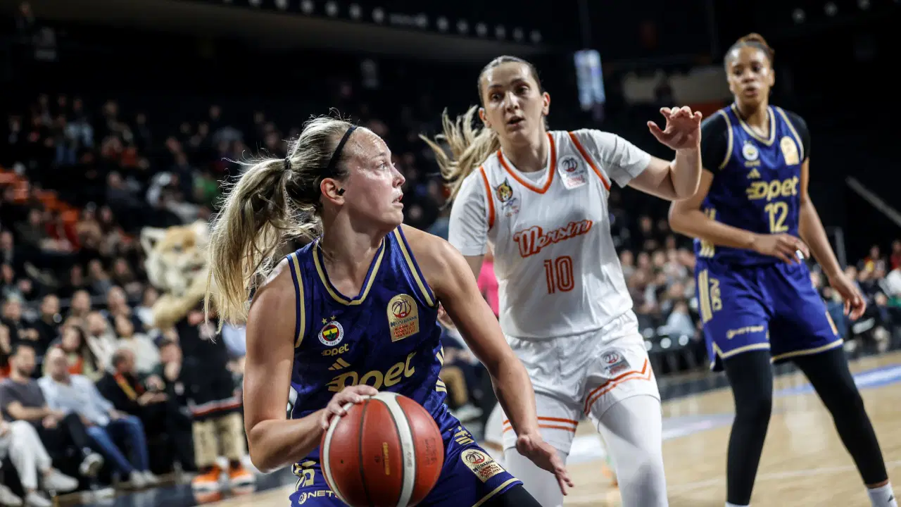 Fenerbahçe Opet final biletini kaptı!