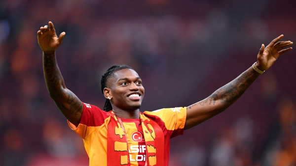 Galatasaray transferi KAP'a bildirdi: Leao'nun bonservisi ve maaşı belli oldu