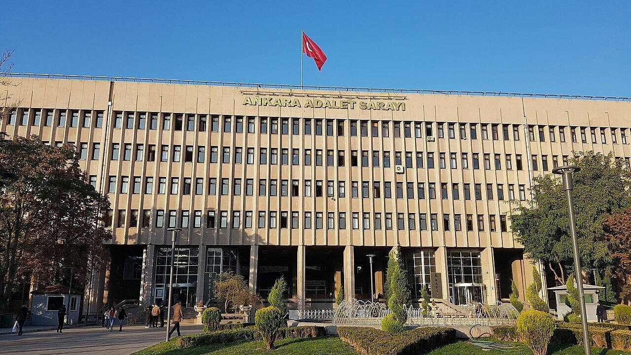 Ankara merkezli 20 ilde yasa dışı bahis operasyonu