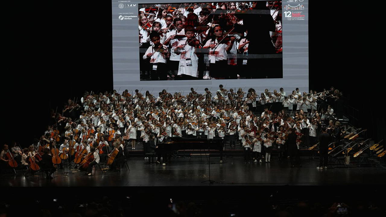 İstanbul’da 29 ülkenin müzisyen çocukları buluştu