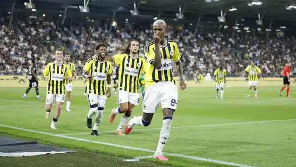 Spor yazarları Sturm Graz - Fenerbahçe maçını değerlendirdi: 'Şampiyonlar Ligi aşkına'