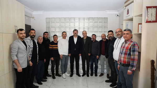 Toroslar Belediye Başkanı Yıldız, esnaflarla buluşuyor