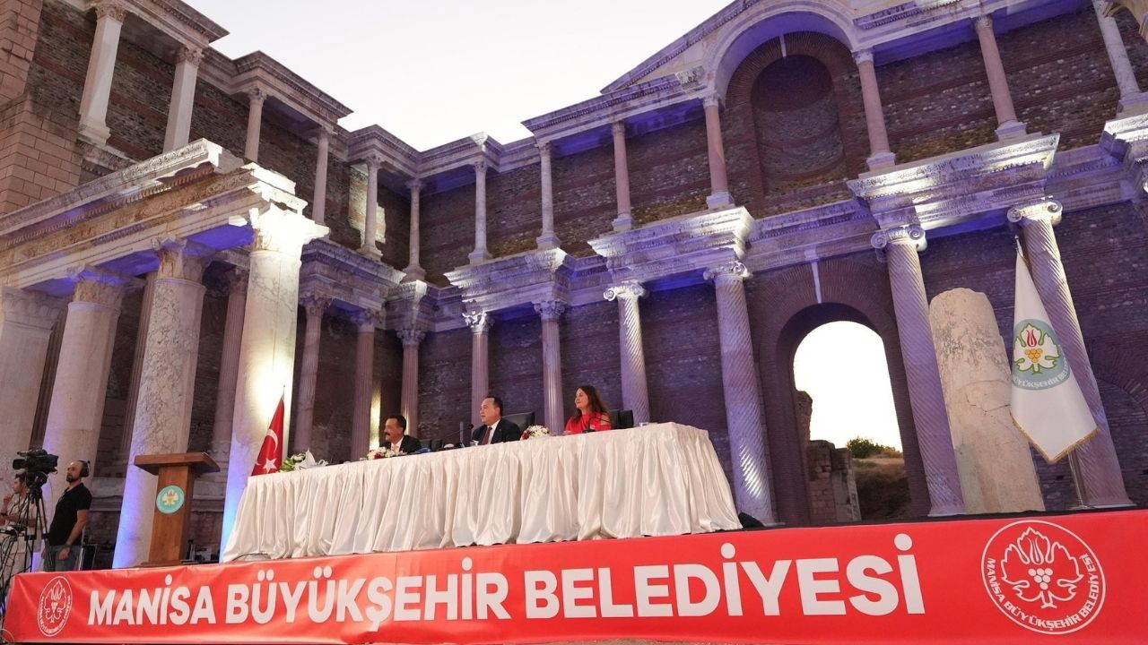 Manisa’da ranta geçit yok: 21 katlık izin 5 kata indirildi