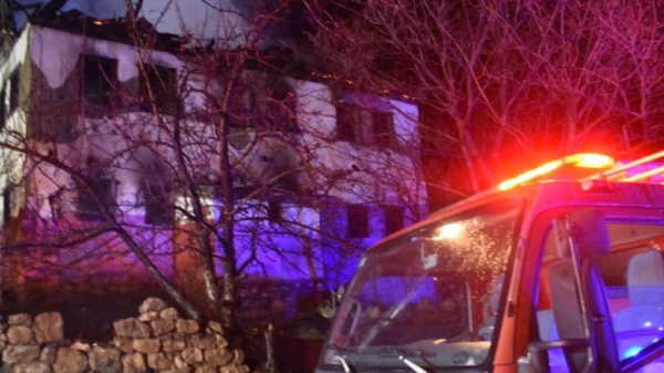 Gümüşhane'de ev yangını: Yaşlı adam hayatını kaybetti