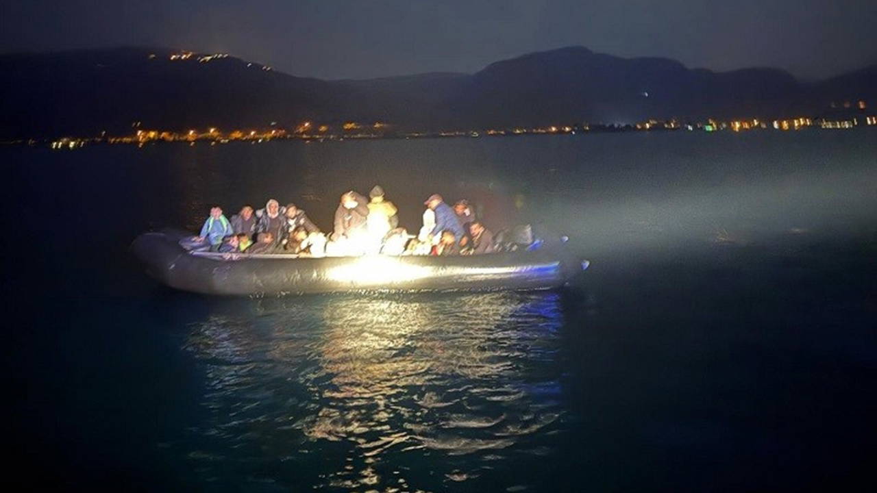 Çanakkale’de 34 kaçak göçmen yakalandı: 19'u çocuk