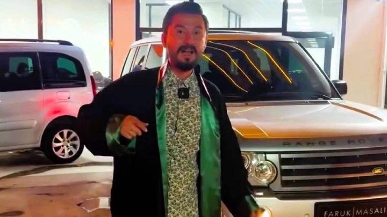 Cübbeyle araç tanıtımı, avukatları kızdırdı