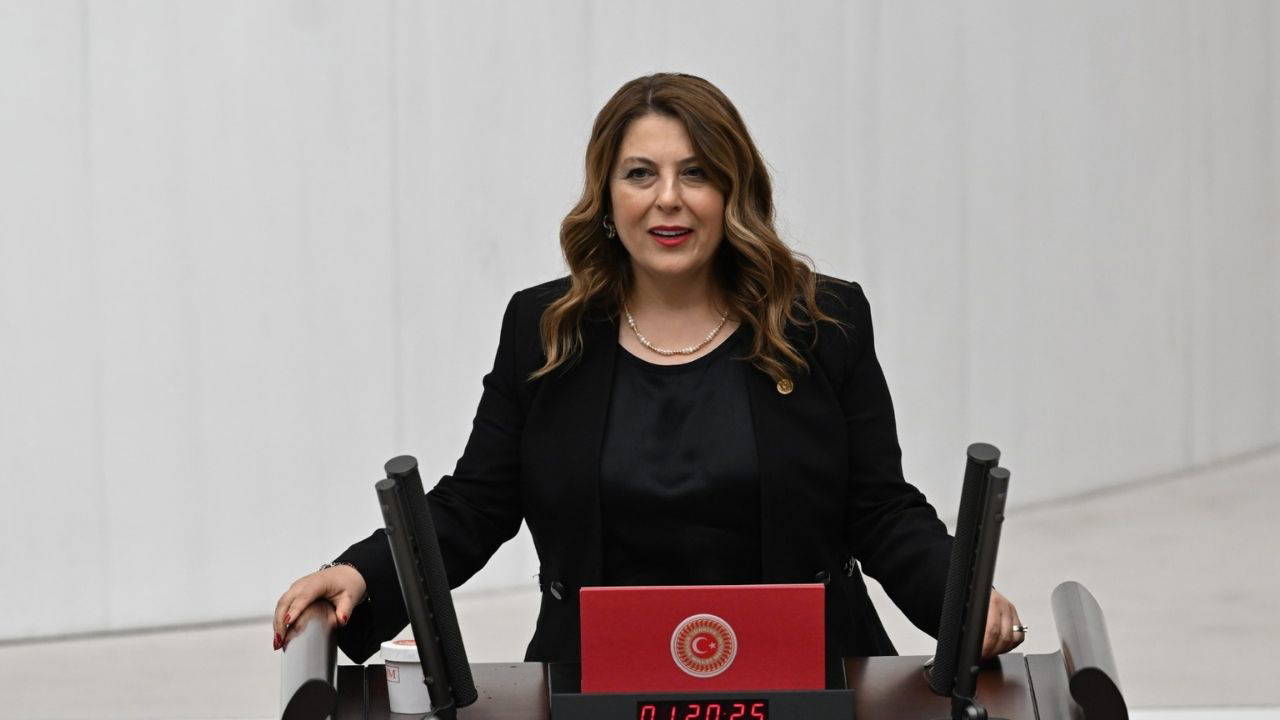 CHP’li Gezmiş, maden nöbetini Meclis’e taşıdı: ‘Ülkeye onurlu bir gelecek bırakalım’