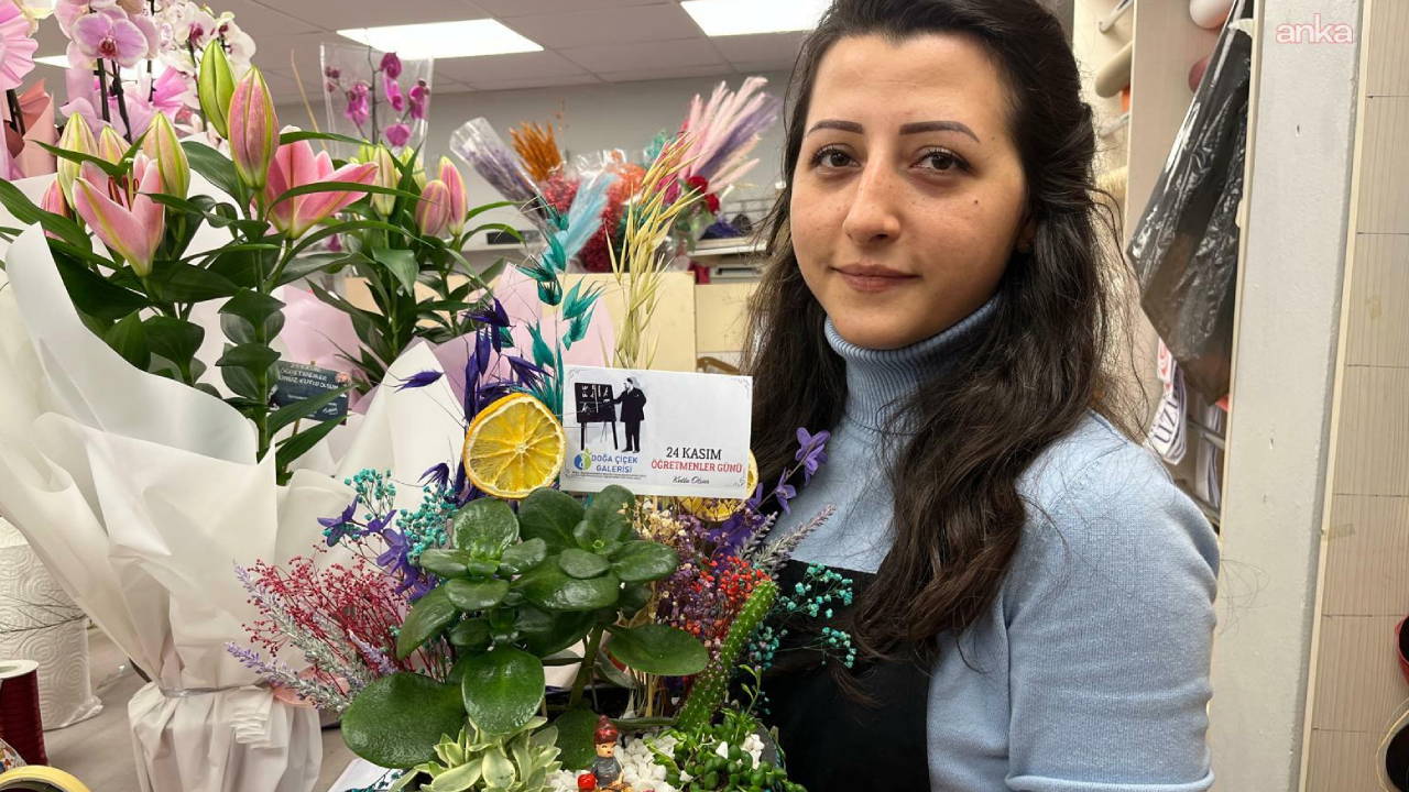 Edirne'de atanamayan öğretmen meslektaşları için 'Öğretmenler Günü' buketleri hazırlıyor