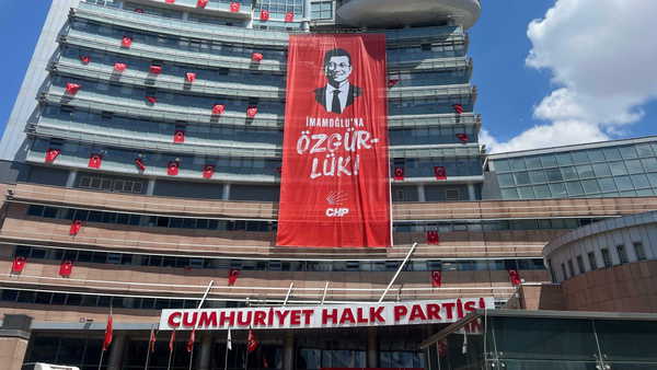 İBB davasında 18 tahliye… Ara karar sonrası CHP’li isimlerden ilk tepkiler: ‘Sevincimiz buruk, umudumuz diri’