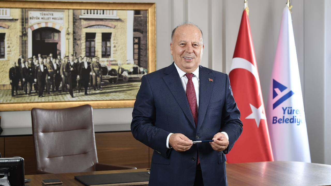 Yüreğir Belediye Başkanı Ali Demirçalı'nın ofisine silahlı saldırı!