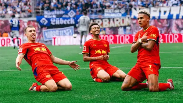 RB Leipzig'den kendi evinde 5 gollü galibiyet!