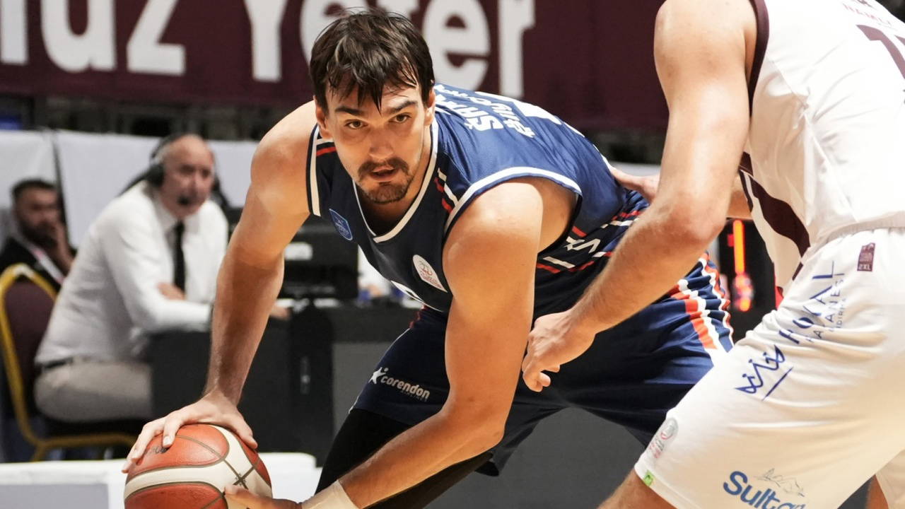 Anadolu Efes, Bandırma deplasmanında hata yapmadı!