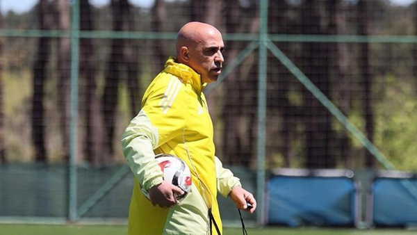 Fenerbahçe, Zeki Murat Göle ile Başakşehir maçı hazırlıklarını sürdürdü