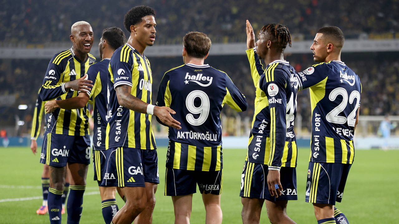 Fenerbahçe - Stuttgart maçı ne zaman, saat kaçta, hangi kanalda? Şifresiz mi?