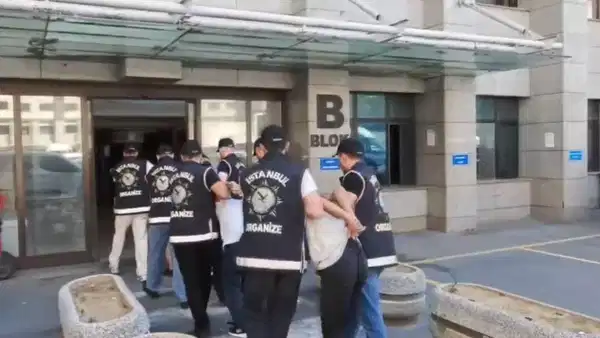 İstanbul'da iki ayrı suç örgütüne operasyon: 5 gözaltı