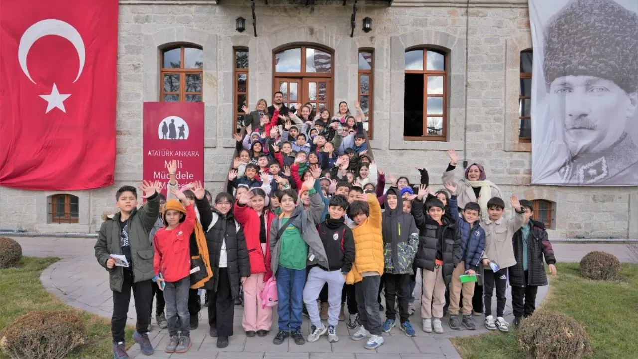 İlkokul öğrencilerinden Atatürk Ankara Milli Mücadele Müzesi’ne ziyaret