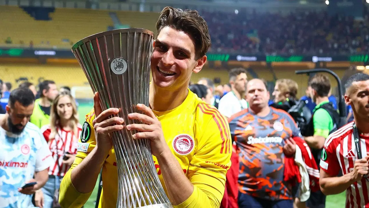Adını kulüp tarihine yazdırdı: Hull City'den rekor transfer