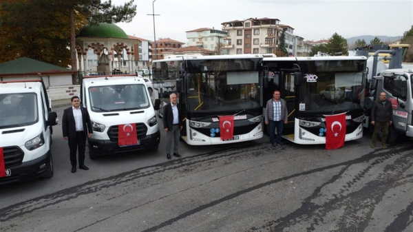 Zile Belediyesi, 12 Aracı kredi kullanmadan filoya kazandırdı