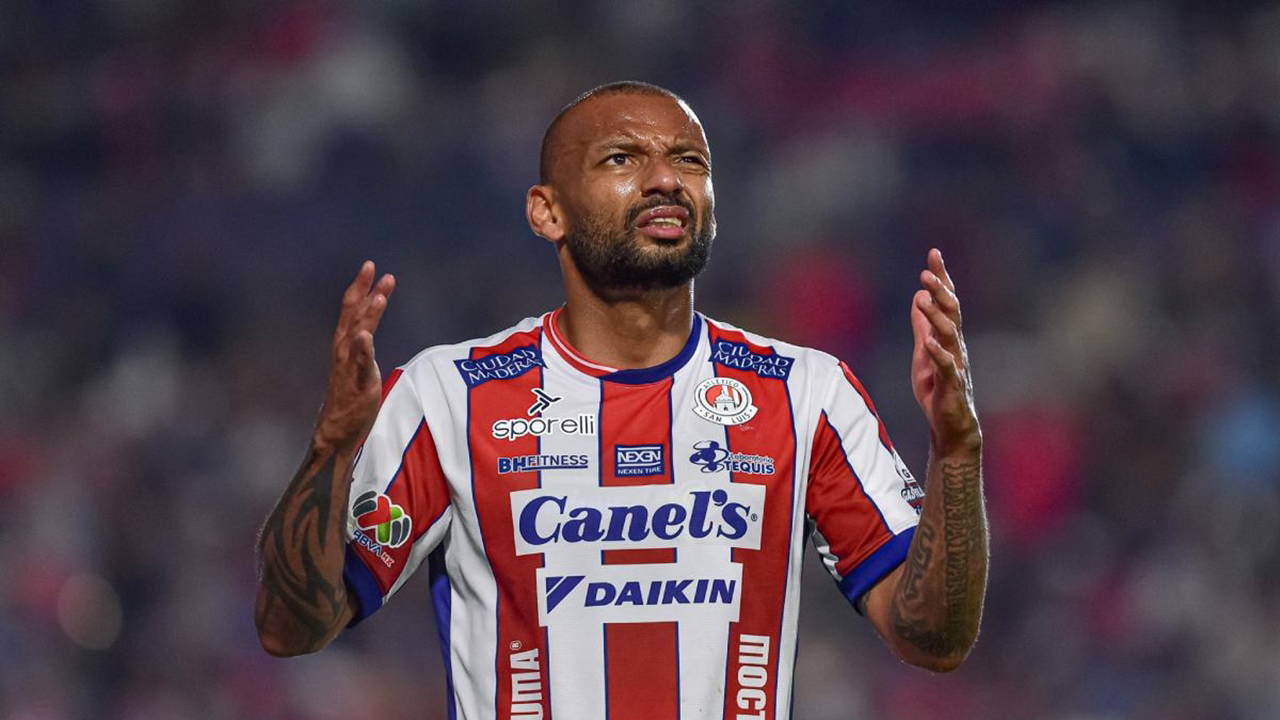 Fenerbahçe'nin eski yıldızından flaş karar! 