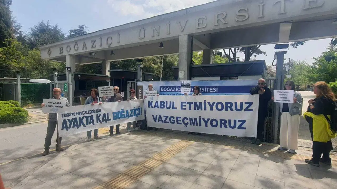 Boğaziçi mezunlarından açıklama: 'Tepeden inme atamalar gibi...'