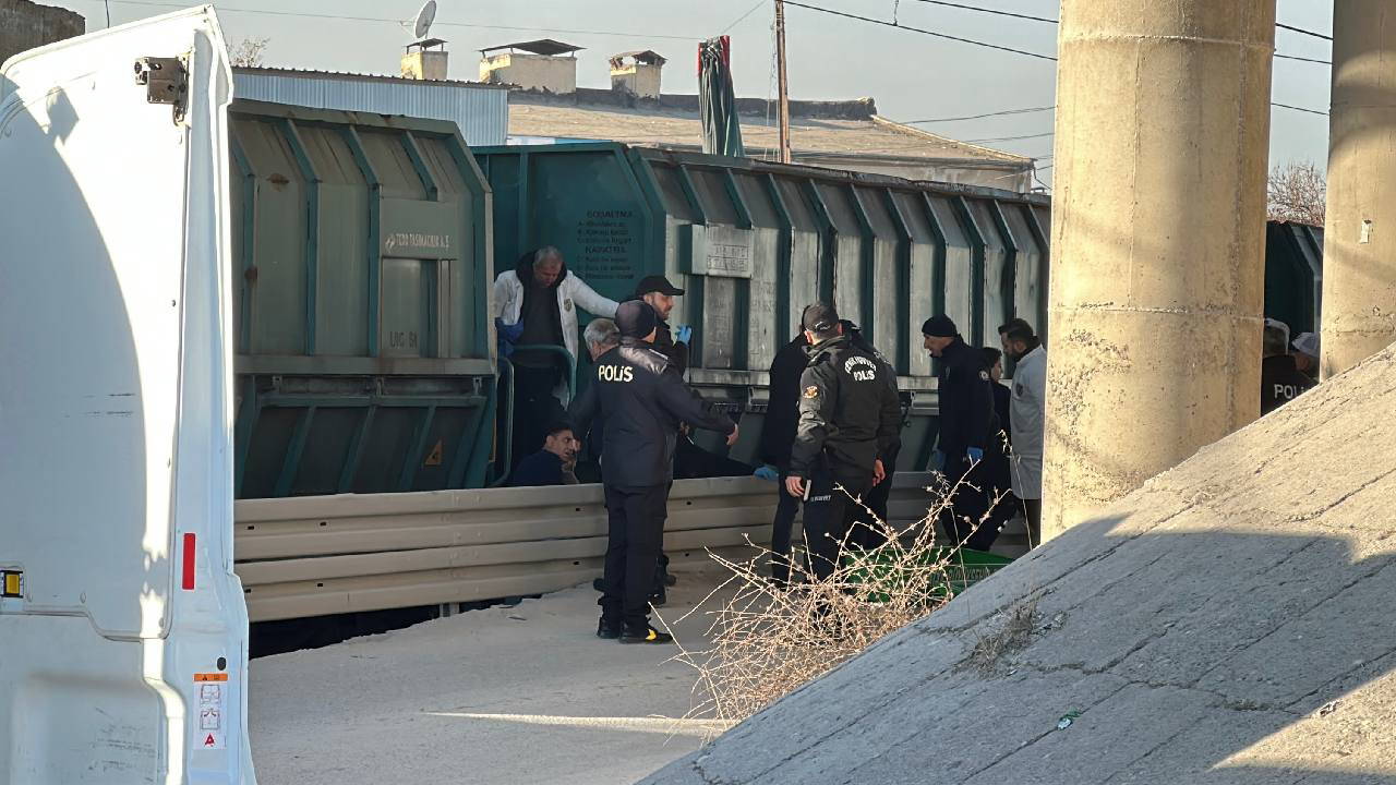 Malatya'da yük trenin çarptığı lise öğrencisi hayatını kaybetti!