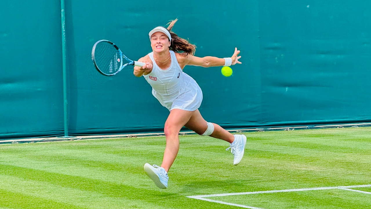 Zeynep Sönmez Wimbledon'da ikinci tura yükseldi!