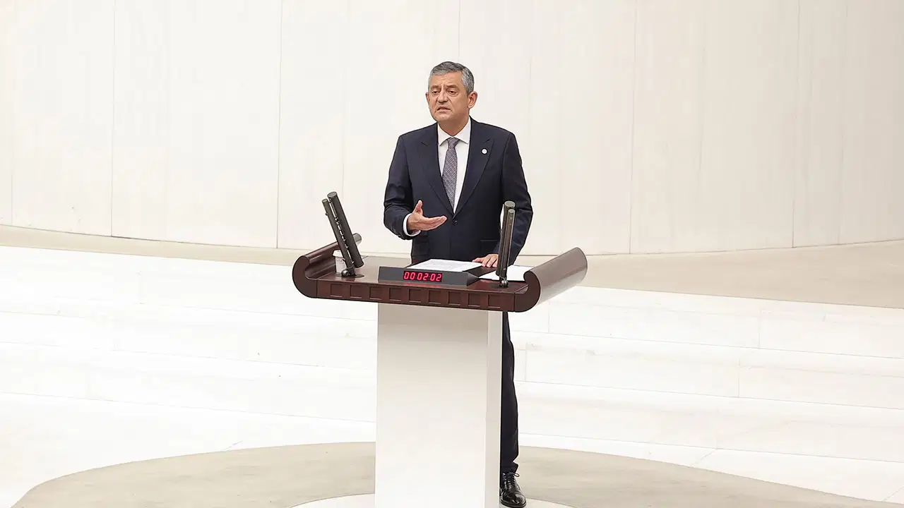 Meclis'te tarihi oturum! Özgür Özel'in 'çerçeve yasa' konuşmasının tam metni...