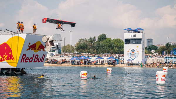 Red Bull Uçuş Günü geri dönüyor